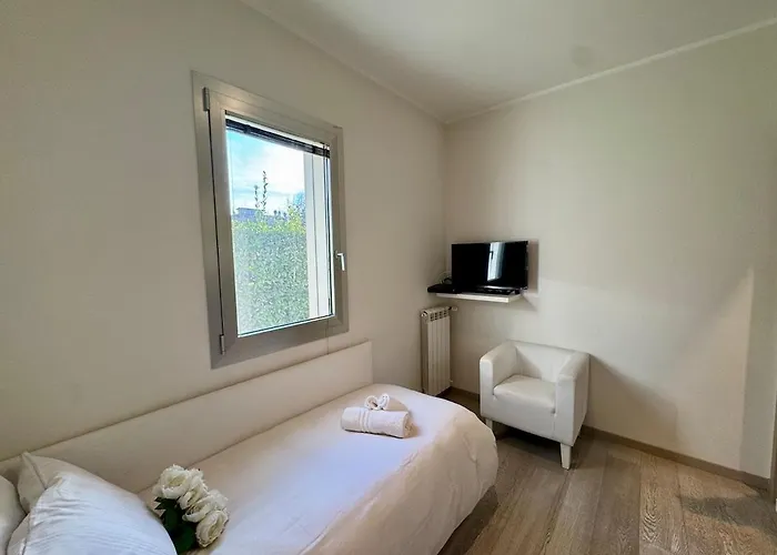 Villa Morin, Dei Marmi *