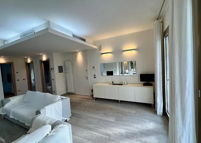 Morin, Dei Marmi 别墅 马尔米堡