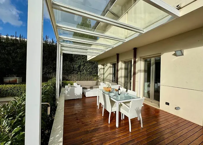 Villa Morin, Dei Marmi Forte dei Marmi