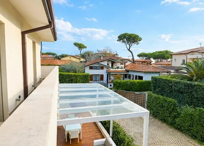 Morin, Dei Marmi Villa *