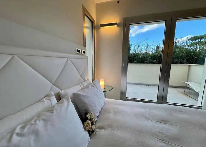 Morin, Dei Marmi Villa *